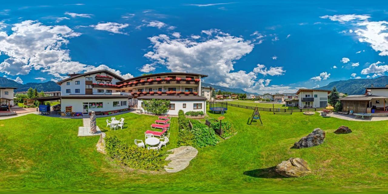 Hotel-Restaurant Sonnhof Radfeld Kültér fotó